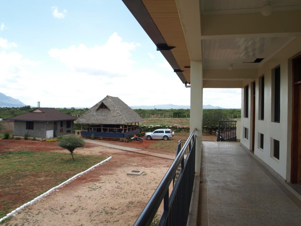 Voi Lutheran Guesthouse Exterior photo