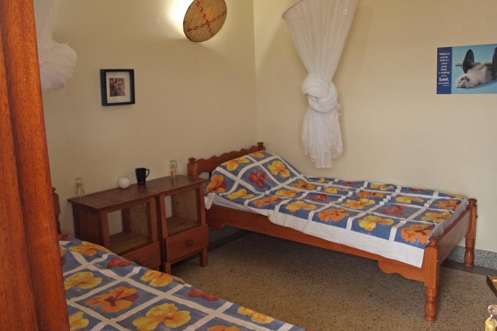 Voi Lutheran Guesthouse Room photo